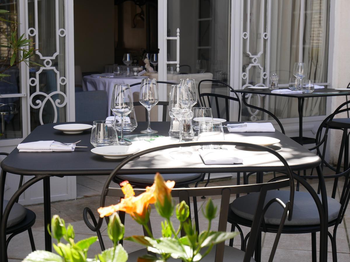 Les Jardins D'Alienor Hotel Le Château-dʼOléron Kültér fotó